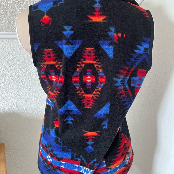 Fleece Vest - Picture 3 of 4